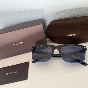 Tom Ford Black Sunglasses with Premium Accessories